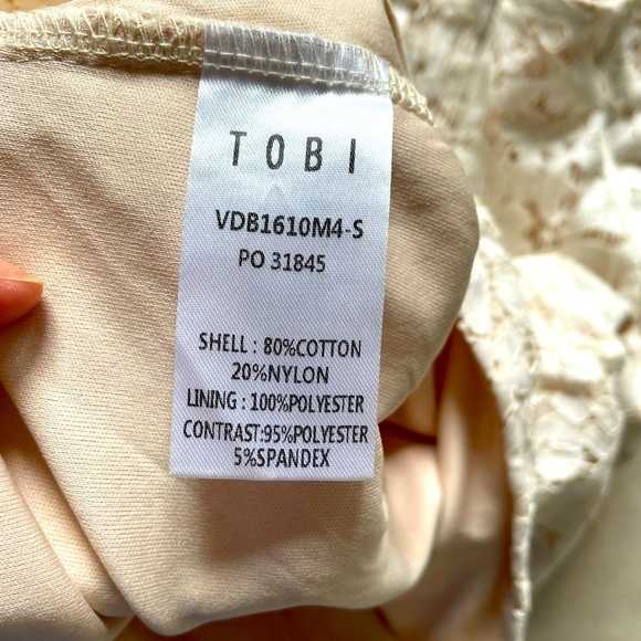 TOBI IVORY & NUDE LACE BODYCON DRESS - Picture 8 of 10